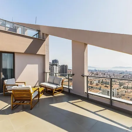Apartmán Flat W Sea View Terrace Near Metro In Maltepe