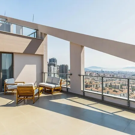 Flat W Sea View Terrace Near Metro In Maltepe Daire İstanbul