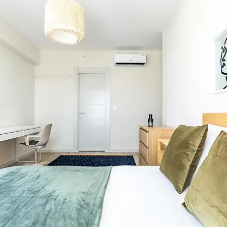 Appartement Flat W Sea View Terrace Near Metro In Maltepe